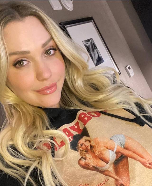 NO PAYMENT REQUIRED-SEXY SINGLE MOM AND LOOKING TO HAVE FUN I'm a sexy mom of two kids. A single mom and I'm very horny 🍑🍑💦